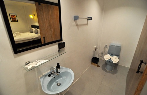 Chang Moi Hotel | The Warehouse Chiang Mai