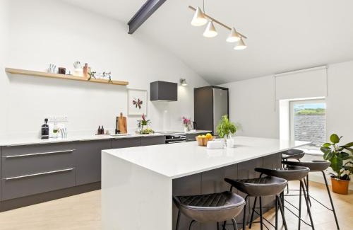Clifden House | The Warehouse, Clifden