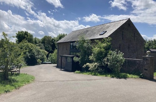 Callow House | The Warm Hearth: 18th Century Barn With Private Hot Tub in our Magical Dome