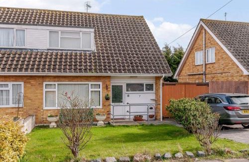 Whitstable House | The Warren