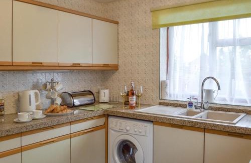 Whitstable House | The Warren