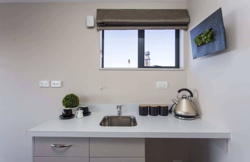 New Plymouth Villa | The Waterfront Escape - with panoramic sea views