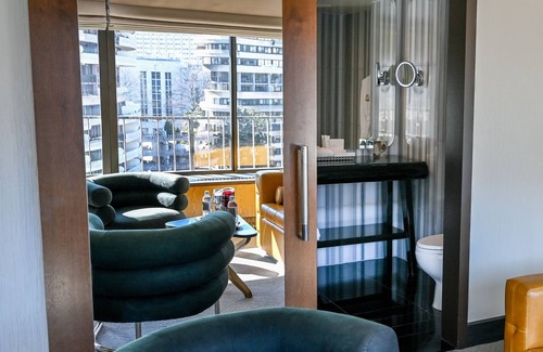 Foggy Bottom Hotel | The Watergate Hotel