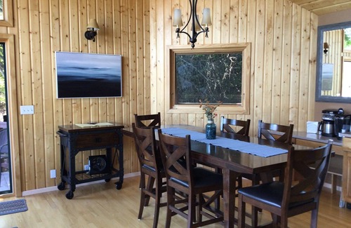Sagle House | The Water’s Edge at Garfield Bay