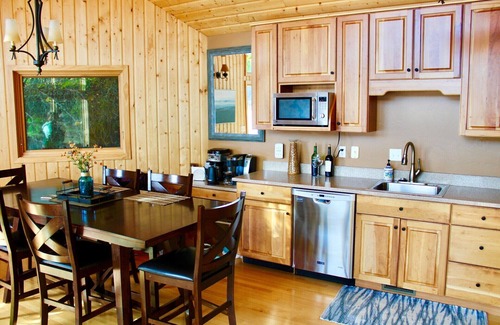 Sagle House | The Water’s Edge at Garfield Bay