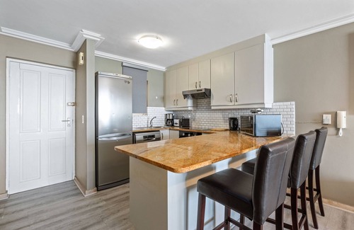 Bloubergstrand Apartment | The Waves 1002