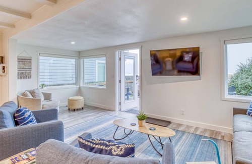 Rockaway Beach House | The Weather Gauge