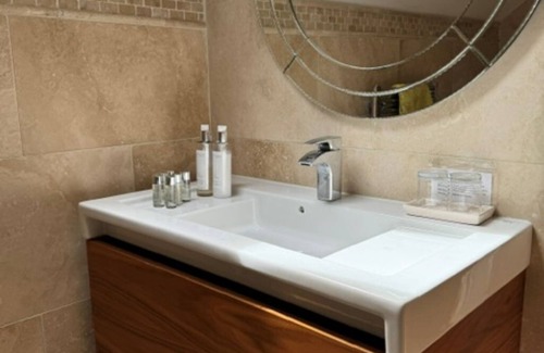 Aberfeldy Apartment | The Wee Cosy Nook - perfect for couples or independent travellers.