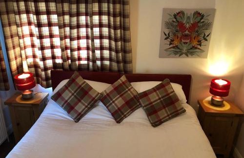 Inverness Ski Chalet | The Wee Lodge