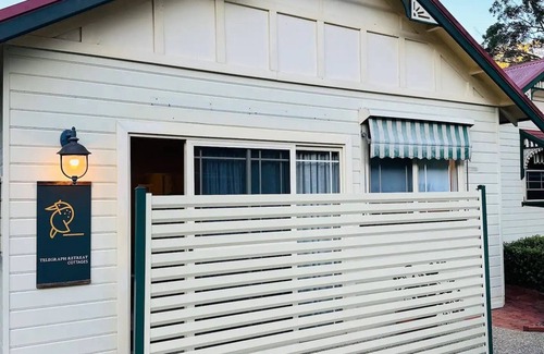 Cooperabung House | The WeeTreat - Telegraph Retreat Cottages