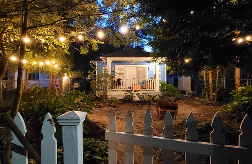 Union Pier Cottage | The Weiler Cottage in Harbor Country