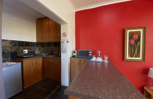 Eikenbosch House | The Welgemoed Guest House