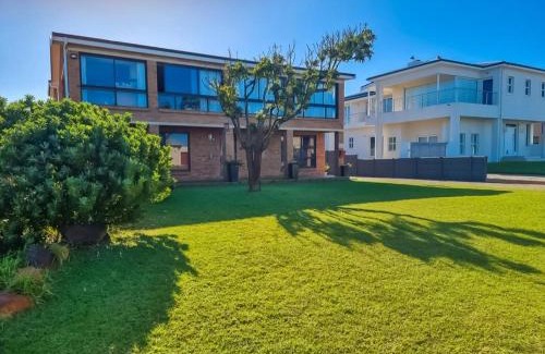 Sandbaai Apartment | The West End Hermanus