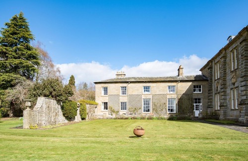 Capheaton House | The West Wing, Capheaton in Northumberland - sleeping 8 guests in 4 bedrooms