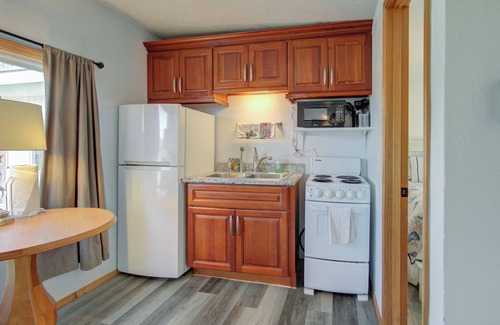 Ocean Shores Hotel | The Westerly Motel