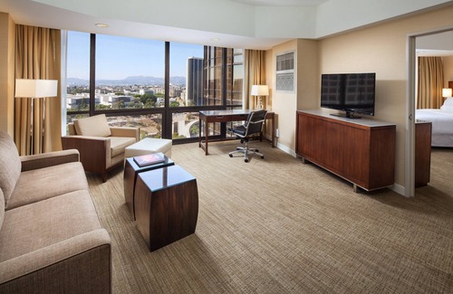 Financial District Hotel | The Westin Bonaventure Hotel and Suites, Los Angeles