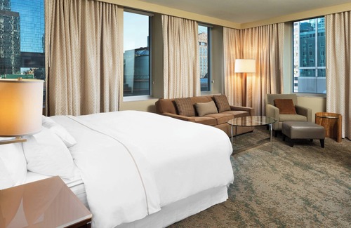 Downtown West Hotel | The Westin Minneapolis