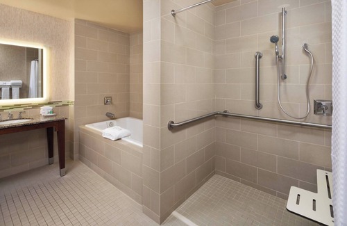 Downtown West Hotel | The Westin Minneapolis