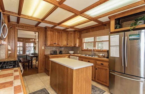 Geneva-on-the-Lake House | The Westlake House