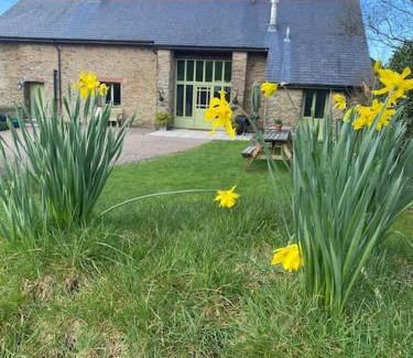 Hele House | The Wheelhouse at Hewish Mill