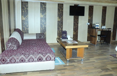 Kalpa Hotel | The White Castle