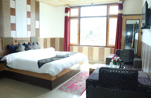 Kalpa Hotel | The White Castle