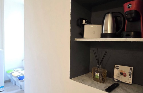 Riomaggiore Apartment | The white cave- Bluchalet