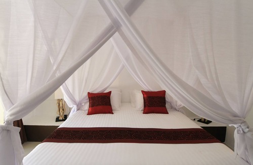 Bophut Hotel | The White Cottage