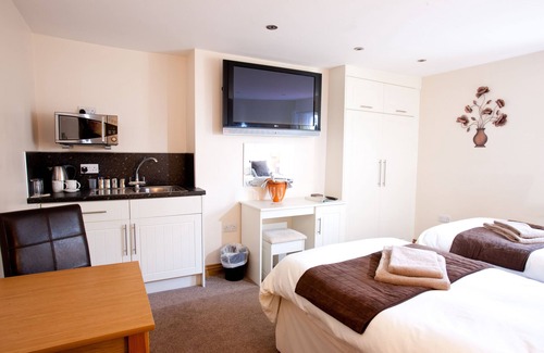 Caistor House | The White Hart