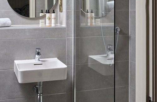Chilgrove Hotel | The White Horse
