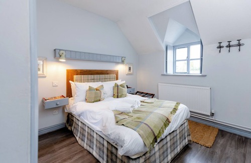 Duns Tew Hotel | The White Horse Inn