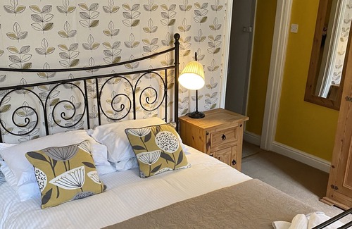 Hepworth Bed & Breakfast | The White Horse Inn