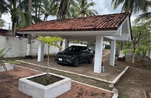 Lo de Marcos Apartment | The White House at Beach