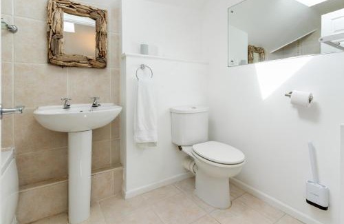 Wadebridge House | The White House