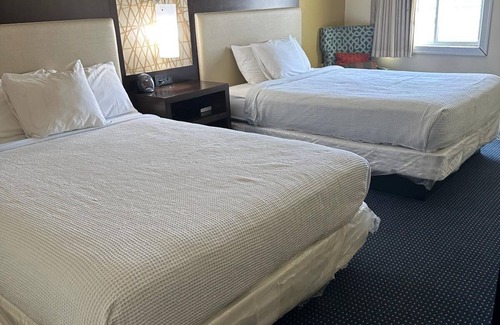 Aberdeen Hotel | The White House Inn