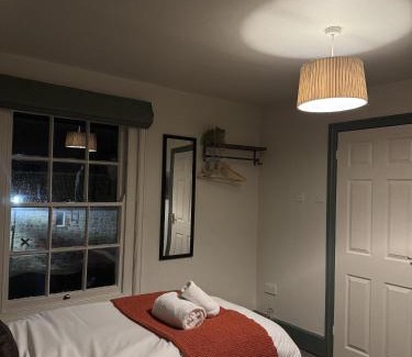 Glastonbury Bed & Breakfast | The Whod A Thought It