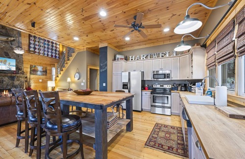Lavonia House | The Willow Lake House