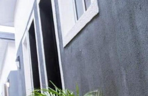 Bonny Hotel | The willow ridge