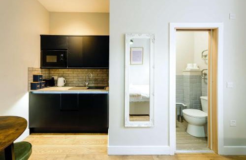Bradley Stoke Apartment | The Willow - Studio 13