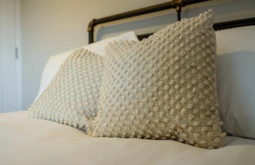 Bradley Stoke Apartment | The Willow - Studio 15