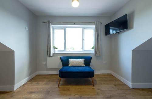 Bradley Stoke Apartment | The Willow - Studio 15