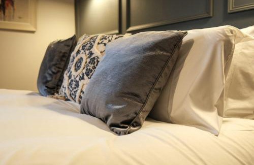 Bradley Stoke Apartment | The Willow - Studio 24