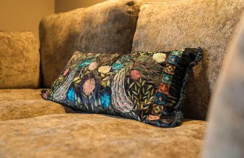 Bradley Stoke Apartment | The Willow - Studio 30