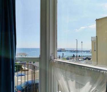 Kemptown Hotel | The Willows