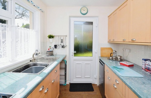 Newport Cottage | The Willows