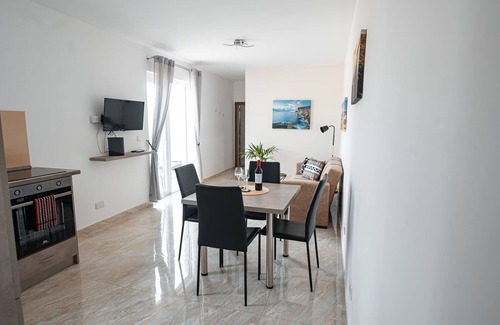 Victoria Apartment | The Willows Luxury Penthouse