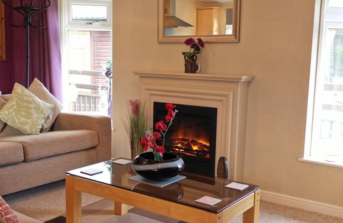 Tunstall Cabin | THE WILLOWS, pet friendly in Catterick, North Yorkshire