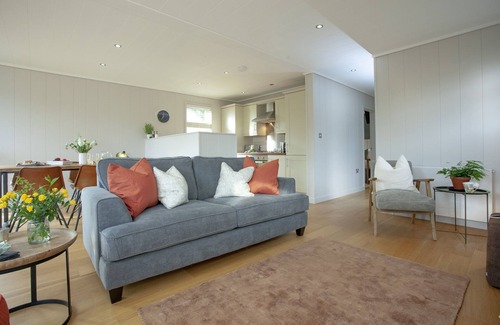 Cheddar Cabin | The Willows, Strawberryfield Park - a lodge that sleeps 4 guests in 2 bedrooms