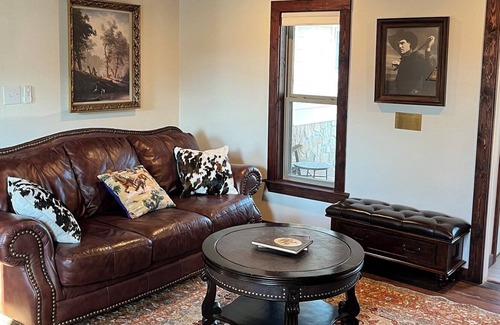 Forestburg House | The Winchester House: Historical Western Getaway