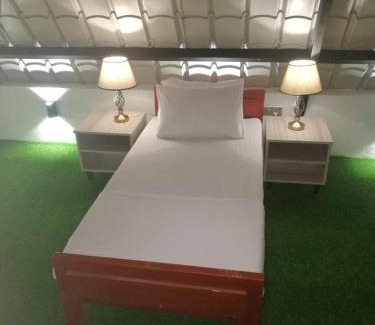 Nuwara Eliya Hotel | The Wind Castle